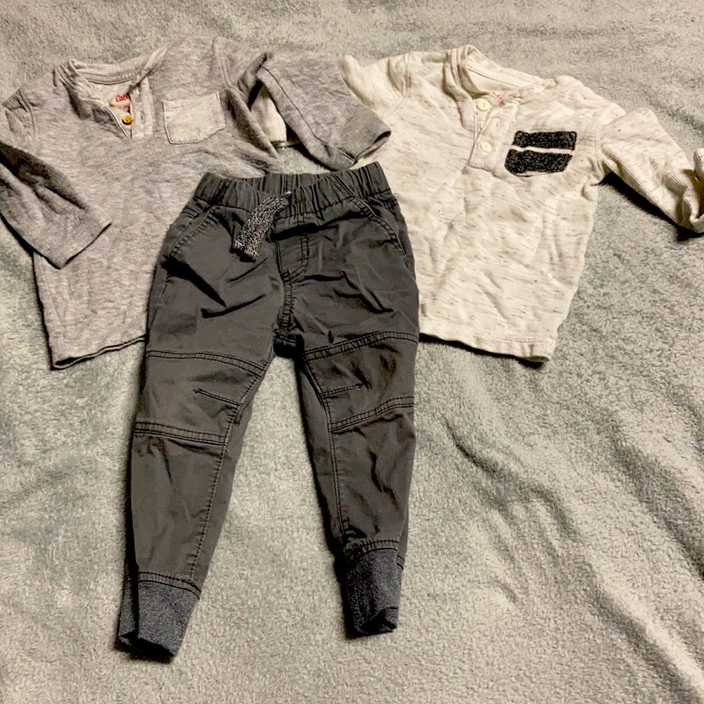 2 LS Henley shirts w/ gray jogger style pants